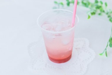 シュワシュワいちご