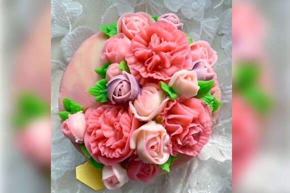 写真：あんフラワーケーキ